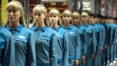 还能够向仆人发送电子邮件、上彀升的法式、从